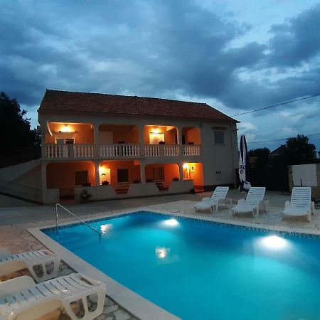 Apartment Elena Galovac  ภายนอก รูปภาพ