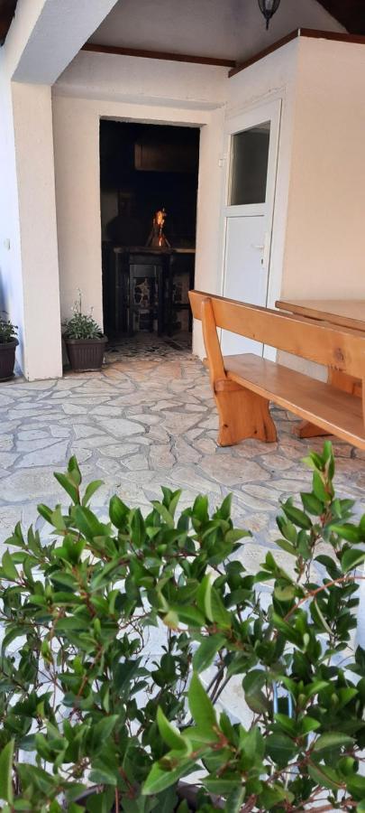 Apartment Elena Galovac  ภายนอก รูปภาพ