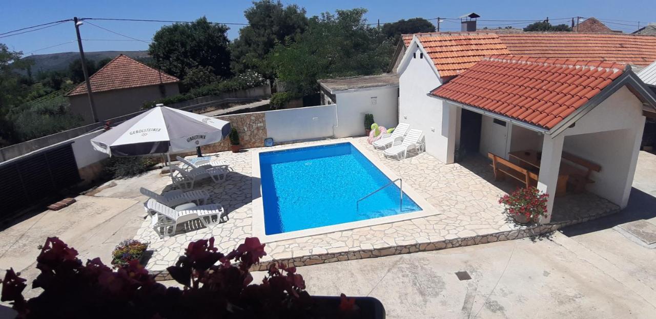 Apartment Elena Galovac  ภายนอก รูปภาพ