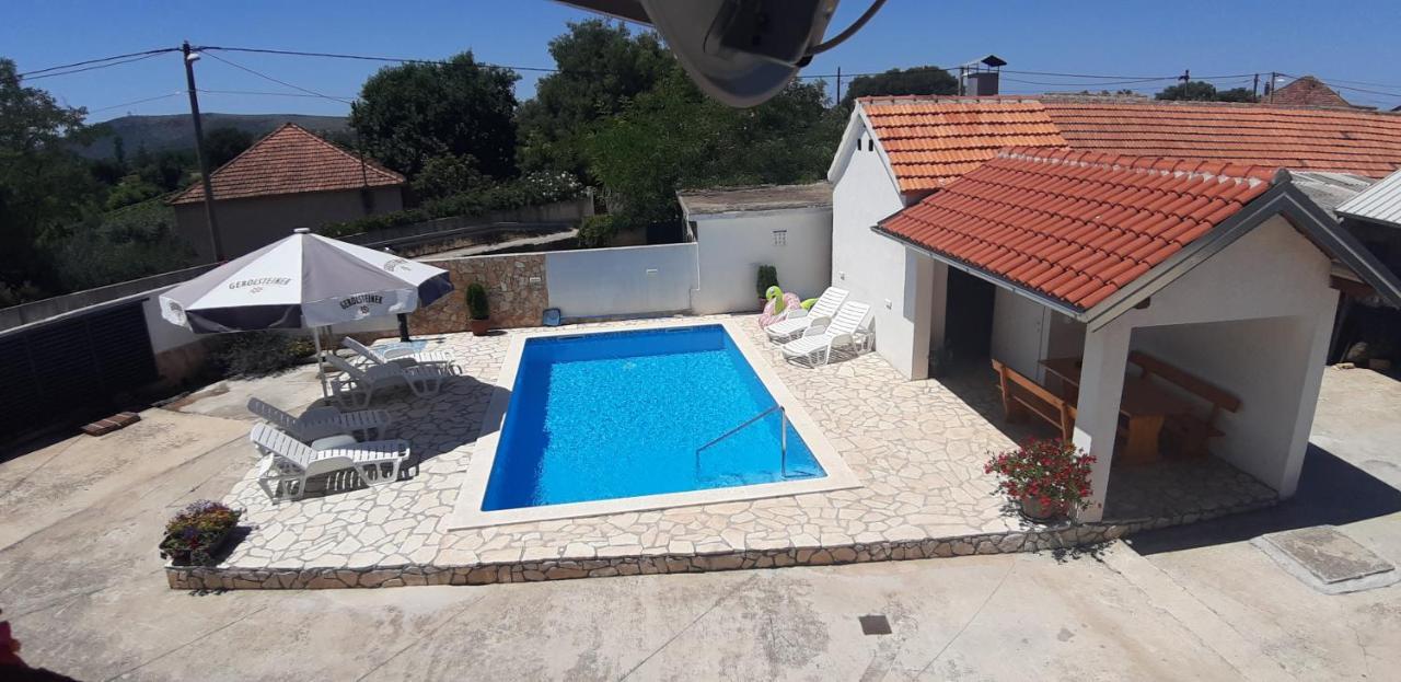 Apartment Elena Galovac  ภายนอก รูปภาพ