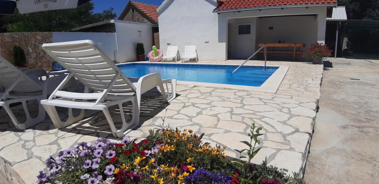 Apartment Elena Galovac  ภายนอก รูปภาพ